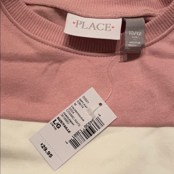 Sweatshirt NWT - Picture 1 of 6